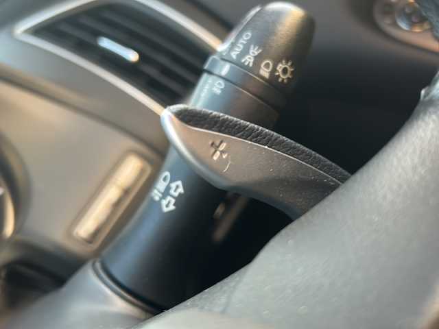 日産 スカイライン ハイブリッド 350GT Type SP 静岡県 2015(平27)年 15.2万km パール