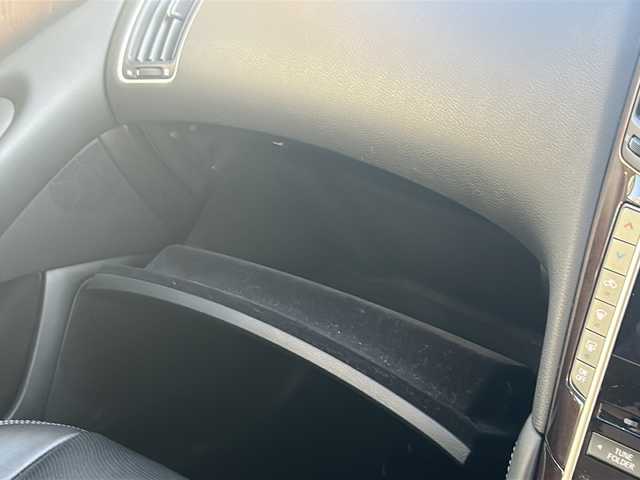 日産 スカイライン ハイブリッド 350GT Type SP 静岡県 2015(平27)年 15.2万km パール