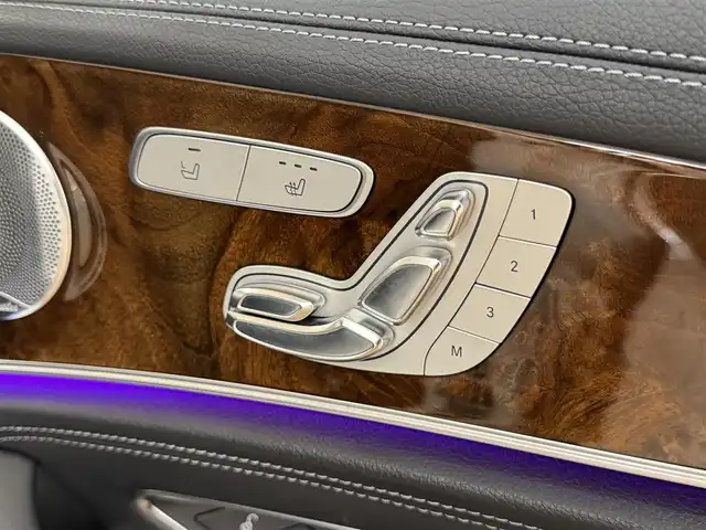 メルセデス・ベンツ Ｅ４００ 4マチック エクスクルーシブ 群馬県 2016(平28)年 5.4万km ダイヤモンドホワイト サンルーフ/ブルメスター/純正ナビ/（AM/FM/BT）/フルセグTV/ビルトインETC/ステアリングスイッチ/D席メモリーシート/前席パワーシート/前席シートヒーター/前席シートクーラー/ステアリングスイッチ/道路標識アシスト/アクティブブレーキアシスト/アテンションアシスト/アクティブブレーキアシスト/BSM/社外デジタルインナーミラー