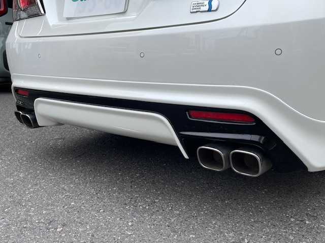 トヨタ クラウン ハイブリッド アスリートSJ-フロンティアLTD 福岡県 2018(平30)年 7.7万km ホワイトパールクリスタルシャイン サンルーフ/モデリスタエアロ/モデリスタマフラー/トヨタセーフティーセンス/・プリクラッシュセーフティ/・レーダークルーズコントロール/・レーントレーシングアシスト/・オートマチックハイビーム/・レーンディパーチャーアラート/純正メモリナビ/DTV/　CD/DVD/BT/BD/AUX/SD/USB/ハーフレザーシート/前席パワーシート/前席シートヒーター/バックカメラ/クリアランスソナー/純正ドライブレコーダー/プッシュスタート/ドアバイザー/スペアタイヤ/純正ビルトイン2.0ETC/ユピテルレーダー探知機/【SCX-R203】