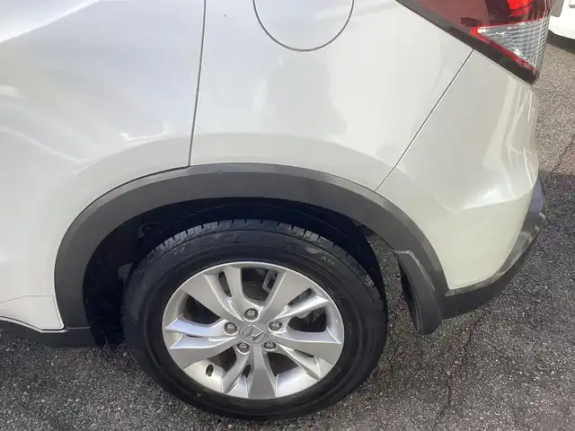 ホンダ ヴェゼル ハイブリッド X 千葉県 2015(平27)年 11.1万km ホワイトオーキッドパール ワンオーナー 車/純正ナビゲーション/Bluetooth/CD/TV/バックカメラ/スマートキー×2/LEDヘッドライト/横滑り防止装置/取り扱い説明書有り/ドライブレコーダー/ETC