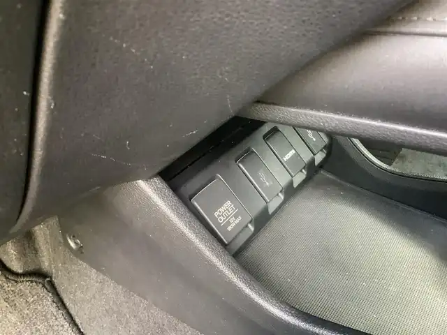 ホンダ ヴェゼル ハイブリッド X 千葉県 2015(平27)年 11.1万km ホワイトオーキッドパール ワンオーナー 車/純正ナビゲーション/Bluetooth/CD/TV/バックカメラ/スマートキー×2/LEDヘッドライト/横滑り防止装置/取り扱い説明書有り/ドライブレコーダー/ETC