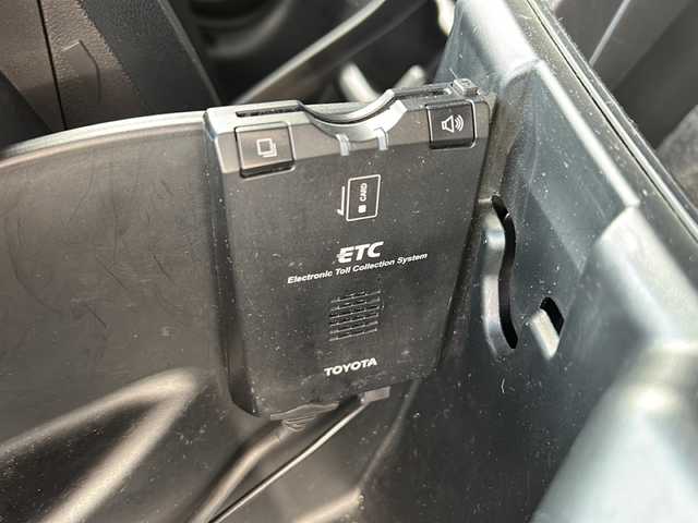 ホンダ フィット ハイブリット スマート セレクション 兵庫県 2011(平23)年 8.4万km プレミアムホワイトパール 社外ナビ（ワンセグ/FM/AM//Bluetooth）/スマートキー/クルーズコントロール/ＥＴＣ/ＵＳＢ/純正フロアマット/ステアリングリモコン/オートライト/ドアバイザー