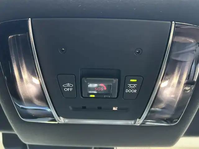 レクサス ＬＣ 500 Lパッケージ 大阪府 2025(令7)年 0.4万km ホワイトノーヴァガラスフレーク ガラスパノラマルーフ/OP21インチ10本V字スポークAW/純正12.3インチディスプレイオーディオ/　・Bluetooth/　・AM/FM/　・フルセグTV/　・AppleCarplay/　・AndroidAuto/レクサスセーフティーシステム+/　・プリクラッシュセーフティー/　・レーントレーシングアシスト/　・オートマチックハイビーム/　・レーダークルーズコントロール/　・ロードサインアシスト/ブラインドスポットモニター/アラウンドビューモニター/前席パワーシート/運転席メモリシート/ブラックレザーシート/ベンチレーション/シートヒーター/ステアリングヒーター/ステアリングスイッチ/純正フロアマット/パドルシフト