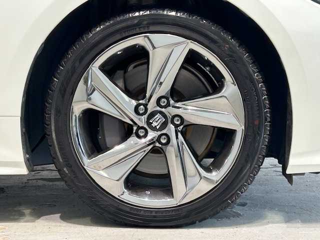 トヨタ クラウン ハイブリッド RS アドバンス 宮城県 2018(平30)年 8.9万km ホワイトパールクリスタルシャイン Toyota Safety Sense/・衝突回避支援型PCS/・パーキングサポートブレーキ（PKSB）/・レーンディパーチャーアラート（LDA）/・オートマチックハイビーム（AHB）/純正ナビ/バックカメラ/レーダークルーズ/シートメモリー/シートヒーター/ハンドルヒーター/LEDヘッドライト/ETC/BSM