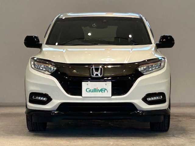 ホンダ ヴェゼル RS ホンダセンシング 宮城県 2019(令1)年 3.2万km プラチナホワイトパール ホンダセンシング/・衝突軽減ブレーキ（CMBS)/・アダプティブクルーズコントロール（ACC)/・路外逸脱抑制防止機能/オートライト/シートヒーター/ドライブレコーダー/ビルドインETC/社外SDナビ/単眼カメラ/フルセグTV/Bluetooth接続/バックカメラ/純正LEDヘッドライト/純正１８インチアルミホイール/純正フロアマット