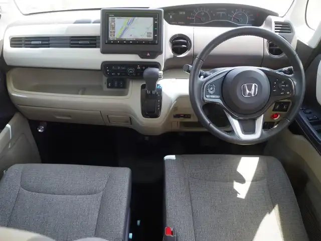 ホンダ Ｎ ＢＯＸ G EX ターボ ホンダセンシング 千葉県 2019(令1)年 3万km ピーチブロッサムパール ホンダセンシング/・衝突軽減ブレーキ（CMBS）/・車線維持支援システム（LKAS）/・アダプティブクルーズコントロール（ACC）/・後方誤発進抑制機能/・誤発進抑制機能/両側パワースライドドア/純正メモリーナビ/【CD再生機能　Bluetooth接続】/バックカメラ/ドライブレコーダー/革巻きステアリング/ステアリングスイッチ/ETC/LEDヘッドライト/ウインカーミラー/リアコーナーセンサー/Moduro14インチアルミホイル/サイド/カーテンエアバッグ/Honda スマートキー