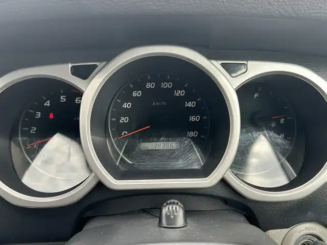 トヨタ ハイラックス サーフ SSR－G 道東・釧路十勝 2002(平14)年 14.4万km シルバーM ４WD/センターデフロック/純正HDDナビ/（CD/DVD/AM/FM/VTR）/革巻きステアリング/リモコンキー/スペアキー/純正エンジンスターター/純正17インチAW/オートライト/純正フロアマット/100V電源/ナビ取扱説明書/取扱説明書/保証書