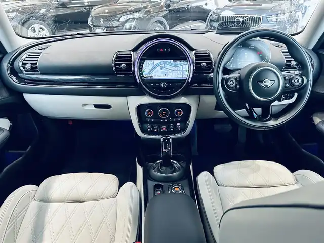 ＭＩＮＩ ＢＭＷ ミニ クラブマン クーパーSD 大阪府 2021(令3)年 2.7万km MINI Yoursエニグマティックブラック レザーシートP/ペッパーP/インテリジェントセーフティ/パワーシート/シートヒーター/Dシートメモリ/純正ナビ/バックカメラ/ACC/HUD/純正17インチAW/LEDヘッドライト/クリアランスソナー