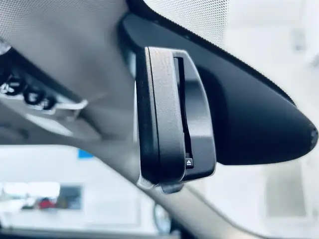ＭＩＮＩ ＢＭＷ ミニ クラブマン クーパーSD 大阪府 2021(令3)年 2.7万km MINI Yoursエニグマティックブラック レザーシートP/ペッパーP/インテリジェントセーフティ/パワーシート/シートヒーター/Dシートメモリ/純正ナビ/バックカメラ/ACC/HUD/純正17インチAW/LEDヘッドライト/クリアランスソナー