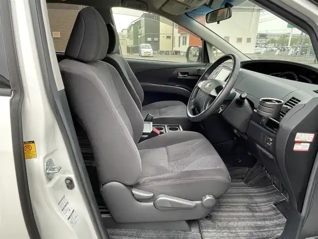 トヨタ エスティマ アエラス 道央・札幌 2012(平24)年 4.6万km ホワイトパールクリスタルシャイン ４WD/純正ディーラーOPナビ/CD/DVD/BT/フルセグ/クルーズコントロール/バックカメラ/ビルトインETC/センターデフロック/ECOMODE/両側パワースライドドア/ステアリングリモコン/MTモード付AT/レーダー探知機/プッシュスタート/スマートキー/HIDヘッドライト/オートライト/フォグランプ/電動格納ミラー/ウィンカーミラー/純正フロアマット/ドアバイザー