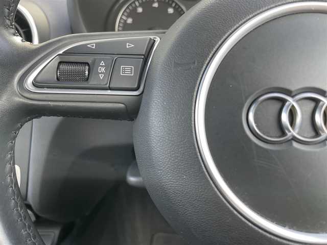 アウディ Ａ１ SB 1．0TFSI 石川県 2016(平28)年 2.8万km 白 メモリナビ/フルセグテレビ/バックカメラ/アイドリングストップ/プッシュスタート/ドライブレコーダー/ETC/コーナーセンサー前後/オートライト/HIDライト