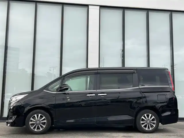 トヨタ エスクァイア Gi プレミアムパッケージ ブラックテーラード 大阪府 2020(令2)年 1.2万km ブラック 純正１０インチナビ/   フルセグTV/CD/DVD/Bluetooth/USB/バックモニター/１２．１型後席モニター/衝突軽減ブレーキ/横滑り防止装置/前席シートヒーター/両側パワースライドドア/クルーズコントロール/レーンキープアシスト/オートマチックハイビーム/ドライブレコーダー/コーナーセンサー/純正フロアマット/プッシュスタート/スマートキー/ETC/LED