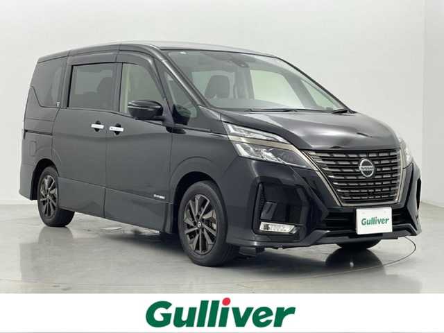 日産 セレナ ハイウェイS V アーバンクロム 熊本県 2021(令3)年 3.9万km ダイヤモンドブラック 純正ナビ（ＣＤ・ＤＶＤ・フルセグ・ＢＴ）/全周囲カメラ　/純正後席モニター　/ビルトインＥＴＣ　/純正前方ドライブレコーダー　/両側パワースライドドア　/レーダークルーズコントロール/前後クリアランスソナー　/前席シートヒーター/ステアリングヒーター/プロパイロット/エマージェンシーブレーキ/レーンキープアシスト/標識認識機能/横滑り防止/アイドリングストップ/電動パーキングブレーキ/ブレーキホールド/インテリジェントルームミラー/純正フロアマット/純正１６インチAW/オートライト/LEDヘッドライト/フォグライト/スマートキー/プッシュスタート