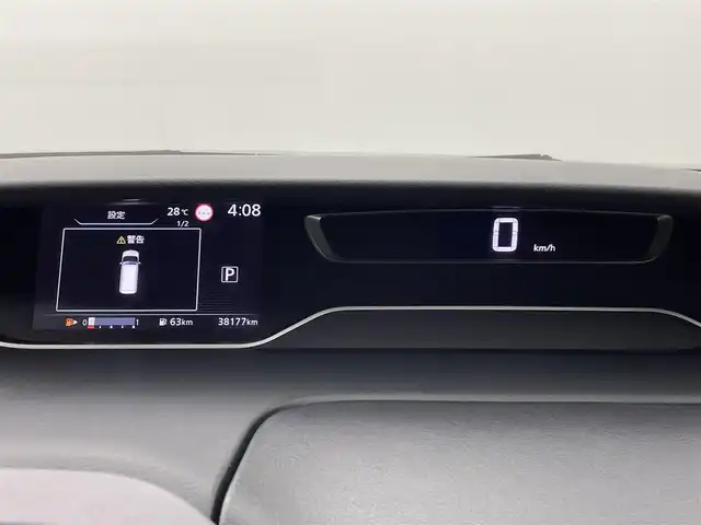 日産 セレナ ハイウェイS V アーバンクロム 熊本県 2021(令3)年 3.9万km ダイヤモンドブラック 純正ナビ（ＣＤ・ＤＶＤ・フルセグ・ＢＴ）/全周囲カメラ　/純正後席モニター　/ビルトインＥＴＣ　/純正前方ドライブレコーダー　/両側パワースライドドア　/レーダークルーズコントロール/前後クリアランスソナー　/前席シートヒーター/ステアリングヒーター/プロパイロット/エマージェンシーブレーキ/レーンキープアシスト/標識認識機能/横滑り防止/アイドリングストップ/電動パーキングブレーキ/ブレーキホールド/インテリジェントルームミラー/純正フロアマット/純正１６インチAW/オートライト/LEDヘッドライト/フォグライト/スマートキー/プッシュスタート