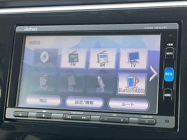 ホンダ ステップワゴン スパーダ 山形県 2016(平28)年 8.4万km ホワイトオーキッドパール 禁煙車/バックカメラ/アダプティブクルーズコントロール/車線維持支援システム/純正ナビ/（FM/AM/CD/DVD/SD/BT)/フルセグTV/ドライブレコーダー/ETC/片側パワースライドドア/LEDヘッドライト/わくわくゲート/16インチ純正アルミホイール/スペアキー/スマートキー/プッシュスタート