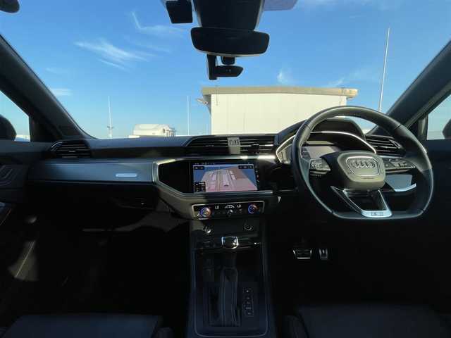 アウディ Ｑ３ 35TDIクワトロ Sライン 東京都 2020(令2)年 5.2万km 黒 純正ナビ/360°カメラ/フルセグTV/apple car play/android audio/レザーシート/シートヒーター/LEDヘッドライト/ACC/電動リアゲート/ETC2.0/ドライブレコーダー