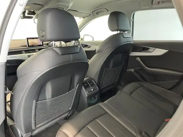アウディ Ａ４ 2.0 TFSI クワトロ スポーツ Sライン PKG 愛知県 2018(平30)年 4.9万km グレイシアホワイトメタリック バーチャルコクピット　/マトリクスＬＥＤ　/ＭＭＩナビゲーション　/Ｂｌｕｅｔｏｏｔｈ　/フルセグＴＶ　/３６０度カメラ　/ブラックレザー　/シートヒーター/パワーシート　/ＡＣＣ　/ＬＫＡ　/ＢＳＭ　/ドライブレコーダー　/ＥＴＣ2.0/プッシュスタート/ウィンカーミラー/アイドリングストップ