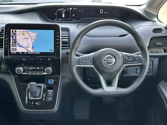 日産 セレナ e－パワー ハイウェイスター V 島根県 2020(令2)年 5.9万km ブリリアントホワイトパール プロパイロット/純正10インチナビ/CD/DVD/Blu-ray/DTV/Bluetooth/アラウンドビューモニター/純正フリップダウンモニター/両側パワースライドドア/社外AW付きスタッドレス積み込み/ステアリングスイッチ/デジタルインナーミラー /LEDオートライト/オートハイビーム/コーナーセンサー /BSM/ドライブレコーダー/ビルトインETC/後席エアコン/フロアマット/ドアバイザー