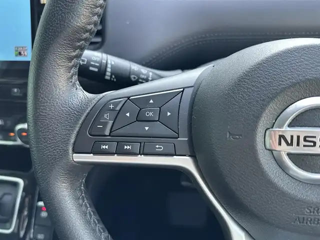 日産 セレナ e－パワー ハイウェイスター V 島根県 2020(令2)年 5.9万km ブリリアントホワイトパール プロパイロット/純正10インチナビ/CD/DVD/Blu-ray/DTV/Bluetooth/アラウンドビューモニター/純正フリップダウンモニター/両側パワースライドドア/社外AW付きスタッドレス積み込み/ステアリングスイッチ/デジタルインナーミラー /LEDオートライト/オートハイビーム/コーナーセンサー /BSM/ドライブレコーダー/ビルトインETC/後席エアコン/フロアマット/ドアバイザー