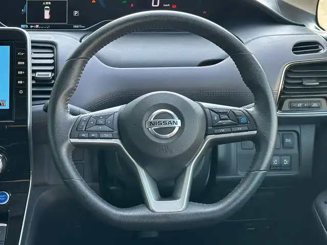 日産 セレナ e－パワー ハイウェイスター V 島根県 2020(令2)年 5.9万km ブリリアントホワイトパール プロパイロット/純正10インチナビ/CD/DVD/Blu-ray/DTV/Bluetooth/アラウンドビューモニター/純正フリップダウンモニター/両側パワースライドドア/社外AW付きスタッドレス積み込み/ステアリングスイッチ/デジタルインナーミラー /LEDオートライト/オートハイビーム/コーナーセンサー /BSM/ドライブレコーダー/ビルトインETC/後席エアコン/フロアマット/ドアバイザー
