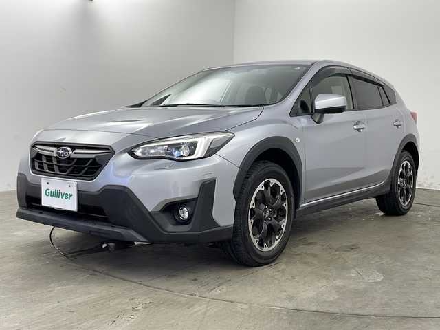 スバル ＸＶ 1．6i－L アイサイト 兵庫県 2020(令2)年 2.8万km アイスシルバーメタリック ・純正ナビ（フルセグ・CD・DVD・BT・USB・SD）/・アイサイト/・衝突軽減ブレーキ/・レーンキープアシスト/・レーダークルーズコントロール/・ブラインドスポットモニター/・ステアリングレスポンスヘッドランプ/・X-MODE/・電動パーキングブレーキ/・オートブレーキホールド/・ヘッドライトレベライザー/・ナノイー/・LEDヘッドライト/・ワンオーナー/・プッシュスタート/・ステアリングリモコン/・ETC/・純正ドライブレコーダー/・純正17インチアルミホイール/・パドルシフト/・４WD/・ダウンヒルアシストコントロール/・アイドリングストップ/・純正フロアマット/・スマートキー/・スペアキー