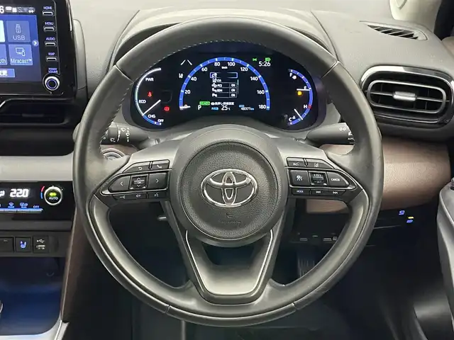 トヨタ ヤリスクロス ハイブリッド Z 愛知県 2020(令2)年 4.9万km ブラックマイカ 純正８型ナビ　ＨＵＤ　全方位カメラ　ＢＳＭ　茶ハーフレザー　Ｂｌｕｅｔｏｏｔｈ　フルセグＴＶ　シートヒーター　ＥＴＣ２．０　セーフティセンス　衝突軽減　追従クルコン　オートハイビーム　ＡＣ１００Ｖ電源