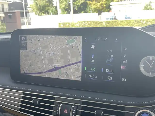 レクサス ＬＳ 500h Iパッケージ 兵庫県 2021(令3)年 0.5万km ソニッククォーツ ・ワンオーナー/・4WD/・OP サンルーフ/・内装：ホワイトレザー/・前席ヒーター/ベンチレーション/・ステアリングヒーター/・純正ナビ/・地デジ/DVD/BT/USB/AUX/・TVキャンセラー/・ステアリングリモコン/・パノラミックビューモニター/・デジタルインナーミラー/・ヘッドアップディスプレイ/・ビルトインETC/・オートLEDヘッドランプ/・全ドアイージークローザー/・ナノイーエアコン/・パワートランク/・純正19インチAW/・アドバンスドパーク/・レーダークルーズコントロール/・クリアランスソナー/・先行車発進お知らせ//PCS/LTA/BSM/PKSB/RCTA//RCD/LCA/FCTA/RSA/TPWS/AHS/・1か月/6か月/R4/5/6年レクサス点検記録簿