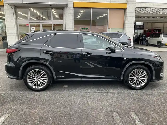 レクサス ＲＸ 450h Fスポーツ 滋賀県 2019(令1)年 5.5万km グラファイトブラックガラスフレーク ワンオーナー/車検８年10月まで/12.3インチワイドディスプレイ/　フルセグテレビ　Bluetooth対応/パノラミックビューモニター/黒革シート（全席シートヒーター）/　運転席&助手席ベンチレーション/3眼LEDヘッドライト/パノラマルーフ（チルド&アウタースライド式）/ヘッドアップディスプレイ/純正ドライブレコーダー/純正20インチアルミホイール/プッシュスタート/保証書/取扱説明書