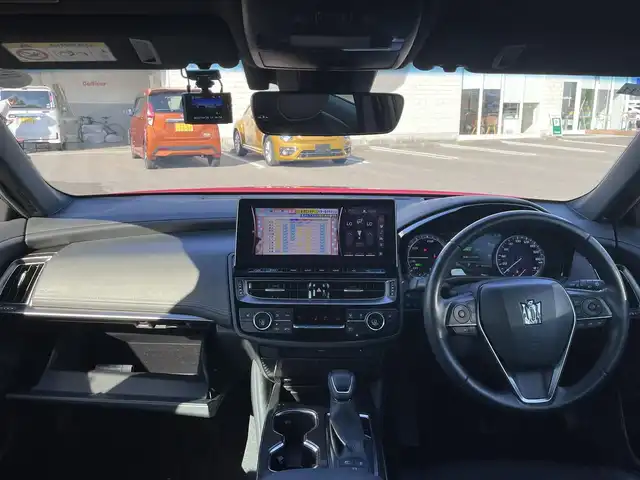 トヨタ クラウン ハイブリッド RS 宮崎県 2020(令2)年 4.1万km エモーショナルレッドⅡ 〇純正12.3インチワイドディスプレイナビ/〇フルセグTV/〇バックカメラ/〇パノラミックビューモニター/〇ビルトインETC2.0/〇ドライブレコーダー/〇レーダークルーズコントロール/〇コーナーセンサー/〇セーフティパッケージプラス/〇SRSエアバッグ/〇三眼LEDヘッドランプ/〇ヘッドアップディスプレイ/〇左右独立温度調整オートエアコン/〇革巻きステアリングホイール/ステアリングヒーター/〇ブラック合皮/ファブリックコンビシート/〇パワーシート/シートヒーター/〇純正18インチアルミホイール/〇スマートエントリー/スタートシステム/〇スペアキー/〇禁煙車