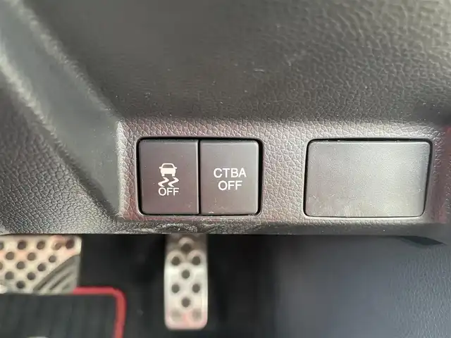 ホンダ Ｓ６６０ α 道央・札幌 2016(平28)年 3.5万km プレミアムスターホワイトP ・デジタルインナーミラー/・前後ドライブレコーダー/・赤革シートカバー/・バックカメラ/・ＥＴＣ/・アイドリングストップ/・プッシュスタート/・オートライト/・横滑り防止装置/・CTBA/・25年製、ＡＤＶＡＮ　ＮＮＥＯＶＡ　ＡＤ０９/・前後異径、純正ＡＷ