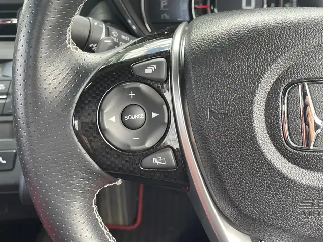 ホンダ Ｓ６６０ α 道央・札幌 2016(平28)年 3.5万km プレミアムスターホワイトP ・デジタルインナーミラー/・前後ドライブレコーダー/・赤革シートカバー/・バックカメラ/・ＥＴＣ/・アイドリングストップ/・プッシュスタート/・オートライト/・横滑り防止装置/・CTBA/・25年製、ＡＤＶＡＮ　ＮＮＥＯＶＡ　ＡＤ０９/・前後異径、純正ＡＷ