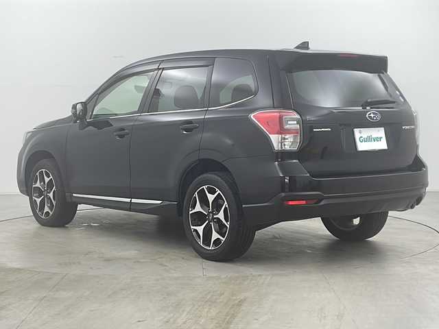 スバル フォレスター S－リミテッド 道央・札幌 2017(平29)年 2.7万km クリスタルブラックシリカ ・純正ナビ&BT&CD&DVD&TV/・バックカメラ/・アイサイト/・レーダークルーズコントロール/・ブラインドスポットモニター/・コーナーセンサー/・横滑り防止装置/・SI-DRIVE/・X-MODE/・フロントワイパーデアイサー/・前席シートヒーター/・前席パワーシート/・ハーフレザーシート/・社外ETC/・電動格納ミラー/・ドアミラーヒーター/・パドルシフト/・純正フロアマット/・LEDヘッドライト/・オートライト/・スマートキー/・スペアキー/・保証書