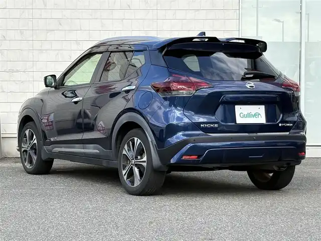 日産 キックス X 山口県 2020(令2)年 6.2万km ダークブルー 純正９インチメモリナビ/フルセグTV/CD/SD/BT/アラウンドビューモニター/インテリジェントルームミラー/セーフティアシスト/プロパイロット/インテリジェントエマージェンシーブレーキ/踏み間違え防止アシスト/車線逸脱警報/車線逸脱防止支援システム/ふらつき警報/LEDオートヘッドライト/ハイビームアシスト/ETC/プッシュスタート