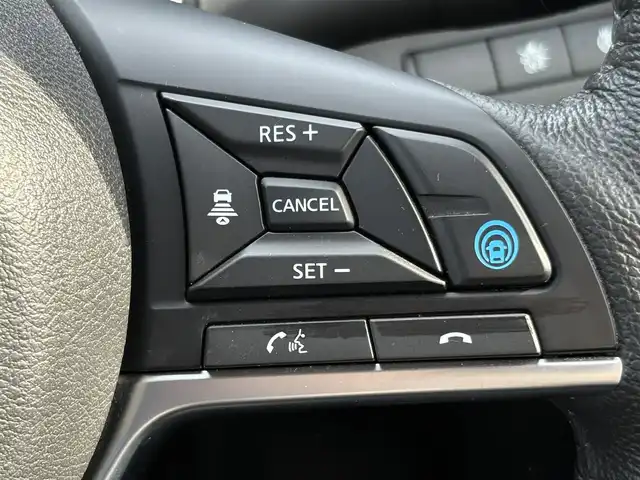 日産 キックス X 山口県 2020(令2)年 6.2万km ダークブルー 純正９インチメモリナビ/フルセグTV/CD/SD/BT/アラウンドビューモニター/インテリジェントルームミラー/セーフティアシスト/プロパイロット/インテリジェントエマージェンシーブレーキ/踏み間違え防止アシスト/車線逸脱警報/車線逸脱防止支援システム/ふらつき警報/LEDオートヘッドライト/ハイビームアシスト/ETC/プッシュスタート