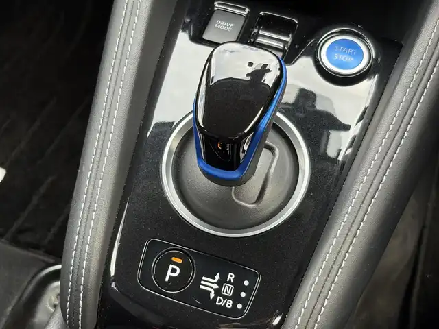 日産 キックス X 山口県 2020(令2)年 6.2万km ダークブルー 純正９インチメモリナビ/フルセグTV/CD/SD/BT/アラウンドビューモニター/インテリジェントルームミラー/セーフティアシスト/プロパイロット/インテリジェントエマージェンシーブレーキ/踏み間違え防止アシスト/車線逸脱警報/車線逸脱防止支援システム/ふらつき警報/LEDオートヘッドライト/ハイビームアシスト/ETC/プッシュスタート