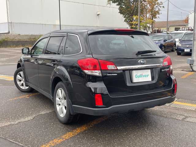 スバル アウトバック 2．5iアイサイト 新潟県 2012(平24)年 14.9万km クリスタルブラックシリカ AW付スタッドレス積込/パドルシフト/ステアリングリモコン/電格ミラー/ビルトインETC/メモリ付PWシート/シートヒーター