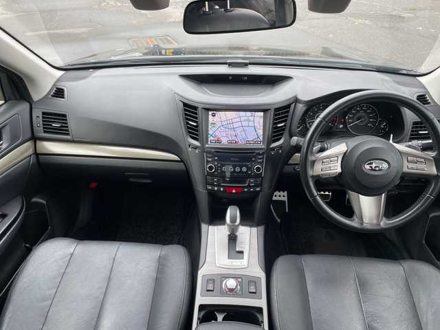 スバル アウトバック 2．5iアイサイト 新潟県 2012(平24)年 14.9万km クリスタルブラックシリカ AW付スタッドレス積込/パドルシフト/ステアリングリモコン/電格ミラー/ビルトインETC/メモリ付PWシート/シートヒーター