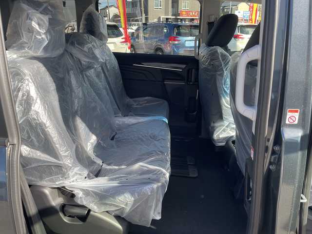 三菱 デリカＤ：５ シャモニー 石川県 2025(令7)年 0.1千km グラファイトグレーメタリック/ブラックマイカ 登録未使用車/禁煙車/4WD/e-Assist/アラウンドビューモニター/両側パワースライドドア/パワーバックドア/レーダークルーズコントロール/LEDオートライト/オートマチックハイビーム/ハーフレザーシート/前席シートヒーター/純正18インチアルミホイール/パドルシフト/アイドリングストップ/ステアリングヒーター/スペアキー/スマートキー