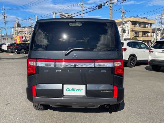 三菱 デリカＤ：５ シャモニー 石川県 2025(令7)年 0.1千km グラファイトグレーメタリック/ブラックマイカ 登録未使用車/禁煙車/4WD/e-Assist/アラウンドビューモニター/両側パワースライドドア/パワーバックドア/レーダークルーズコントロール/LEDオートライト/オートマチックハイビーム/ハーフレザーシート/前席シートヒーター/純正18インチアルミホイール/パドルシフト/アイドリングストップ/ステアリングヒーター/スペアキー/スマートキー