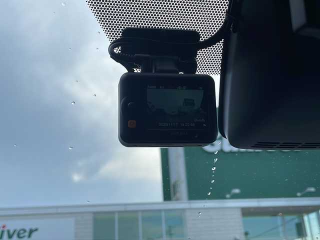 トヨタ ヴォクシー ZS 煌Ⅲ 道東・釧路十勝 2020(令2)年 2.6万km ブラック 4WD/寒冷地仕様/ワンオーナー/フルモデリスタエアロ/オートステップ/純正エンジンスターター/純正夏AWセット積込(205/60R16)/T-conect9インチナビ　NSZT-Y68T/　(AM/FM/CD/DVD/BT/HDMI)/フルセグTV/バックカメラ/両側パワースライドドア/クルーズコントロール/ビルドインETC/社外前後ドライブレコーダー/ワイパーデアイサー/横滑り防止装置/アイドリングストップ/プリクラッシュセーフティ/レーンキープアシスト/オートハイビーム/オートライト/LEDヘッドライト/マフラーカッター/TVキャンセラー/革調シートカバー/取扱説明書/保証書/スペアキー1本