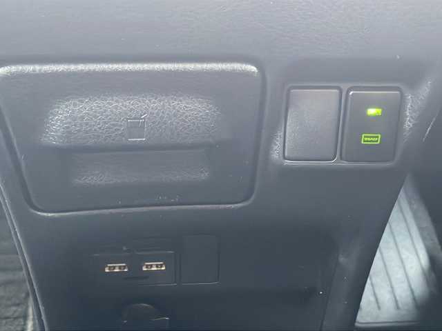 トヨタ ヴォクシー ZS 煌Ⅲ 道東・釧路十勝 2020(令2)年 2.6万km ブラック 4WD/寒冷地仕様/ワンオーナー/フルモデリスタエアロ/オートステップ/純正エンジンスターター/純正夏AWセット積込(205/60R16)/T-conect9インチナビ　NSZT-Y68T/　(AM/FM/CD/DVD/BT/HDMI)/フルセグTV/バックカメラ/両側パワースライドドア/クルーズコントロール/ビルドインETC/社外前後ドライブレコーダー/ワイパーデアイサー/横滑り防止装置/アイドリングストップ/プリクラッシュセーフティ/レーンキープアシスト/オートハイビーム/オートライト/LEDヘッドライト/マフラーカッター/TVキャンセラー/革調シートカバー/取扱説明書/保証書/スペアキー1本