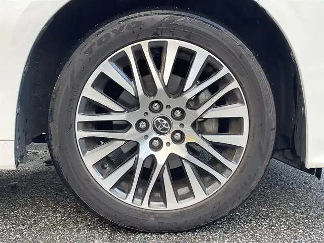 トヨタ ヴェルファイア Z Aエディション 岐阜県 2016(平28)年 11.1万km ホワイトパールクリスタルシャイン 4WD/ワンオーナー/純正9インチSDナビ/(フルセグテレビ.AM.FM.Bluetooth)/両側パワースライドドア/クルーズコントロール/バックカメラ/アイドリングストップ/エンジンスターター/ウィンカーミラー/オットマン/ドアバイザー/フォグランプ/プッシュスタート/ドライブレコーダー/ETC/純正18インチAW/純正フロアマット/保証書/取扱説明書/スペアキー