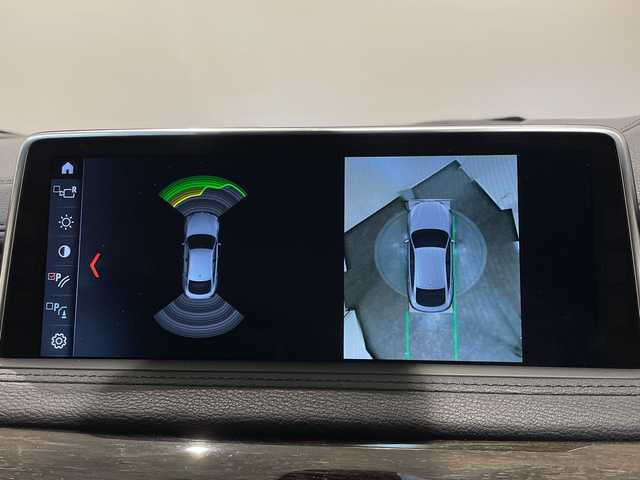 ＢＭＷ Ｘ６ xDrive50i Mスポーツ 新潟県 2019(令1)年 2.2万km アルピンホワイトⅢ 電動パノラマ・ガラス・サンルーフ/クラフテッド・クリスタル・フィニッシュ/BMWヘッドアップ・ディスプレイ/パーキング・アシスト・プラス：/・PDC／パーク・ディスタンス・コントロール/・パーキング・アシスト（並列・縦列）/・トップ・ビュー+3Dビュー/・サイド・ビュー・カメラ/・アクティブPDC／パーク・ディスタンス・コントロール/ドライビング・アシスト・プロフェッショナル：/・ACC／アクティブ・クルーズ・コントロール/・ステアリング&レーン・コントロール・アシスト/・レーン・ディパーチャー・ウォーニング（車線逸脱警告システム）/・前車接近警告機能/・衝突回避・被害軽減ブレーキ（事故回避アシスト付）/・後車衝突警告機能/・レーン・チェンジ・アシスト/・エマージェンシー・ストップ・アシスト/DSC／ダイナミック・スタビリティ・コントロール/HDC／ヒル・ディセント・コントロール/アダプティブLEDヘッドライト/オートマチック・テールゲート・オペレーション/xDriveステータス/４WD/HDD純正ナビ/Bluetooth/TV/FM/AM