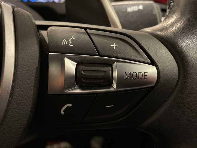 ＢＭＷ Ｘ６ xDrive50i Mスポーツ 新潟県 2019(令1)年 2.2万km アルピンホワイトⅢ 電動パノラマ・ガラス・サンルーフ/クラフテッド・クリスタル・フィニッシュ/BMWヘッドアップ・ディスプレイ/パーキング・アシスト・プラス：/・PDC／パーク・ディスタンス・コントロール/・パーキング・アシスト（並列・縦列）/・トップ・ビュー+3Dビュー/・サイド・ビュー・カメラ/・アクティブPDC／パーク・ディスタンス・コントロール/ドライビング・アシスト・プロフェッショナル：/・ACC／アクティブ・クルーズ・コントロール/・ステアリング&レーン・コントロール・アシスト/・レーン・ディパーチャー・ウォーニング（車線逸脱警告システム）/・前車接近警告機能/・衝突回避・被害軽減ブレーキ（事故回避アシスト付）/・後車衝突警告機能/・レーン・チェンジ・アシスト/・エマージェンシー・ストップ・アシスト/DSC／ダイナミック・スタビリティ・コントロール/HDC／ヒル・ディセント・コントロール/アダプティブLEDヘッドライト/オートマチック・テールゲート・オペレーション/xDriveステータス/４WD/HDD純正ナビ/Bluetooth/TV/FM/AM