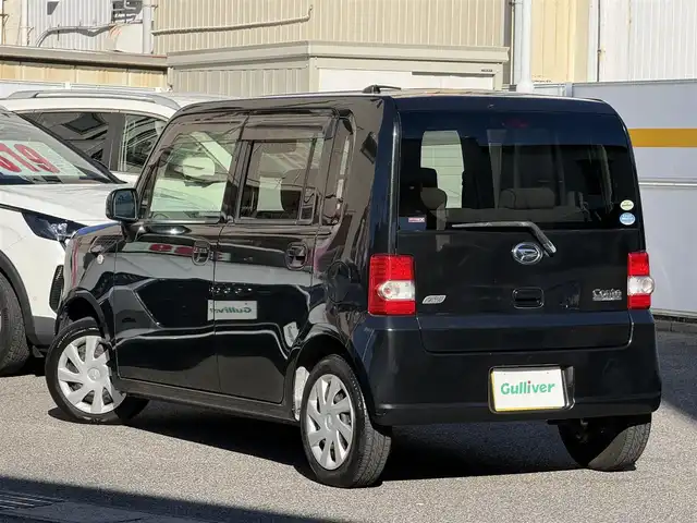 ダイハツ ムーヴ コンテ X 愛知県 2013(平25)年 6.3万km ブラックマイカメタリック /禁煙//ディーラー記録簿//社外メモリナビ//フルセグ//CD/DVD/SD/BT/USB/VTR/iPod/AM/FM//アイドリングストップ//ヘッドライトレベライザー//盗難防止//電格ミラー//純正フロアマット//純正ドアバイザー//スマートキー//保証書//取扱説明書//ナビ取説//スペアキー