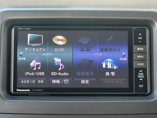 ダイハツ ムーヴ コンテ X 愛知県 2013(平25)年 6.3万km ブラックマイカメタリック /禁煙//ディーラー記録簿//社外メモリナビ//フルセグ//CD/DVD/SD/BT/USB/VTR/iPod/AM/FM//アイドリングストップ//ヘッドライトレベライザー//盗難防止//電格ミラー//純正フロアマット//純正ドアバイザー//スマートキー//保証書//取扱説明書//ナビ取説//スペアキー