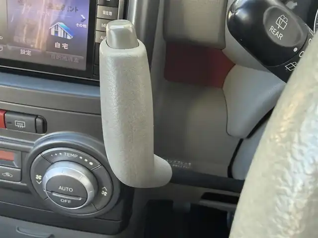 ダイハツ ムーヴ コンテ X 愛知県 2013(平25)年 6.3万km ブラックマイカメタリック /禁煙//ディーラー記録簿//社外メモリナビ//フルセグ//CD/DVD/SD/BT/USB/VTR/iPod/AM/FM//アイドリングストップ//ヘッドライトレベライザー//盗難防止//電格ミラー//純正フロアマット//純正ドアバイザー//スマートキー//保証書//取扱説明書//ナビ取説//スペアキー