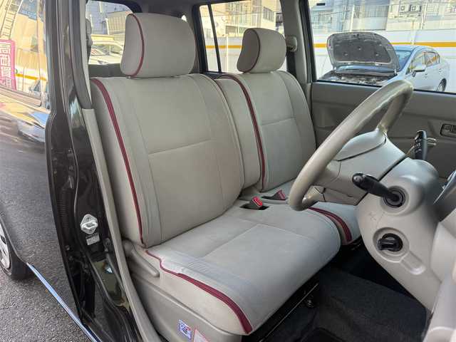 ダイハツ ムーヴ コンテ X 愛知県 2013(平25)年 6.3万km ブラックマイカメタリック /禁煙//ディーラー記録簿//社外メモリナビ//フルセグ//CD/DVD/SD/BT/USB/VTR/iPod/AM/FM//アイドリングストップ//ヘッドライトレベライザー//盗難防止//電格ミラー//純正フロアマット//純正ドアバイザー//スマートキー//保証書//取扱説明書//ナビ取説//スペアキー