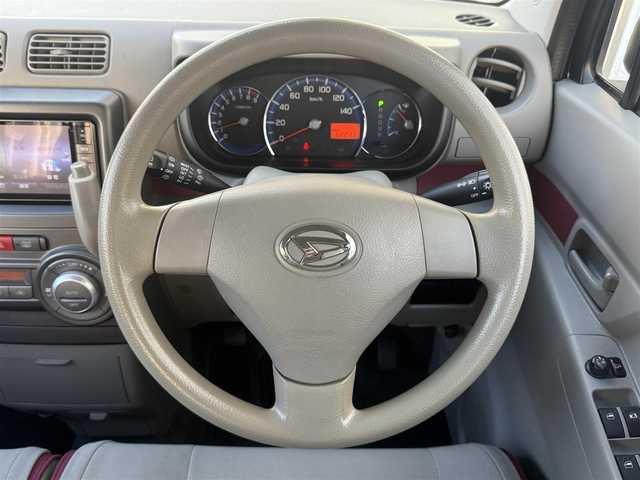 ダイハツ ムーヴ コンテ X 愛知県 2013(平25)年 6.3万km ブラックマイカメタリック /禁煙//ディーラー記録簿//社外メモリナビ//フルセグ//CD/DVD/SD/BT/USB/VTR/iPod/AM/FM//アイドリングストップ//ヘッドライトレベライザー//盗難防止//電格ミラー//純正フロアマット//純正ドアバイザー//スマートキー//保証書//取扱説明書//ナビ取説//スペアキー